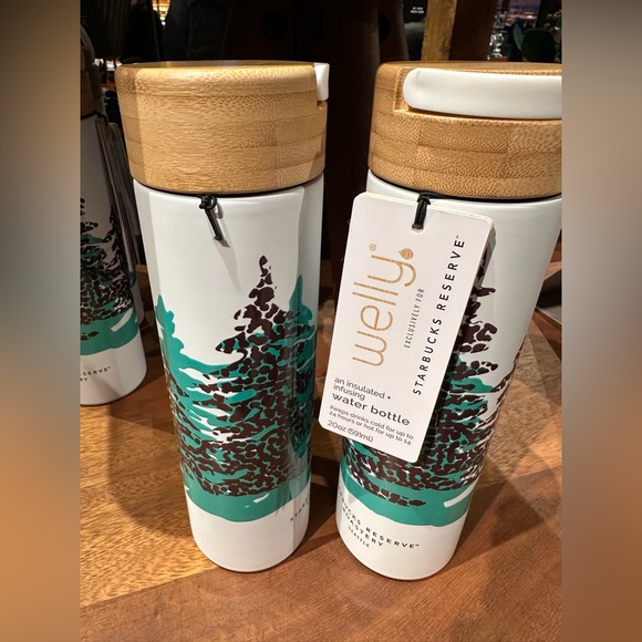 Starbucks Kitchen New Starbucks Reserve Seattle Evergreen Welly